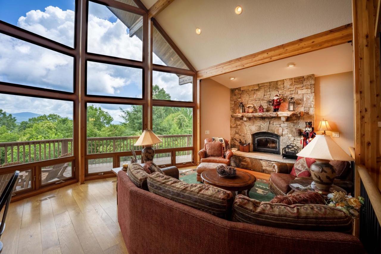 --Mountain Chalet Getaway With Breathtaking View Next To Tail Of Dragon-- Robbinsville Exterior photo