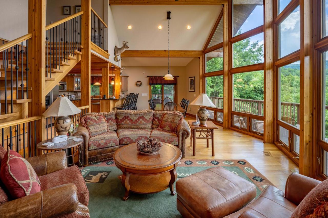--Mountain Chalet Getaway With Breathtaking View Next To Tail Of Dragon-- Robbinsville Exterior photo